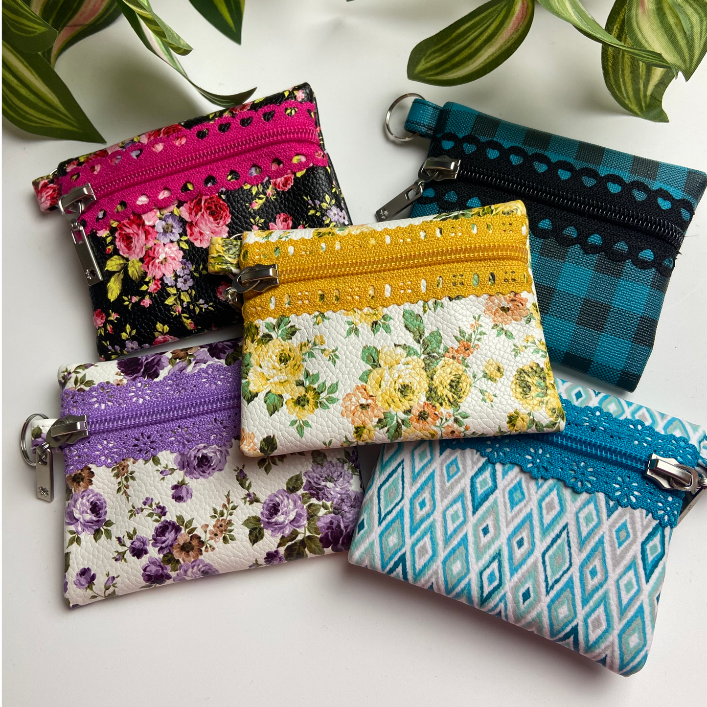 Handmade Mini Zipper Pouch,  Floral Zipper Pouch, Small Card Holder Wallet